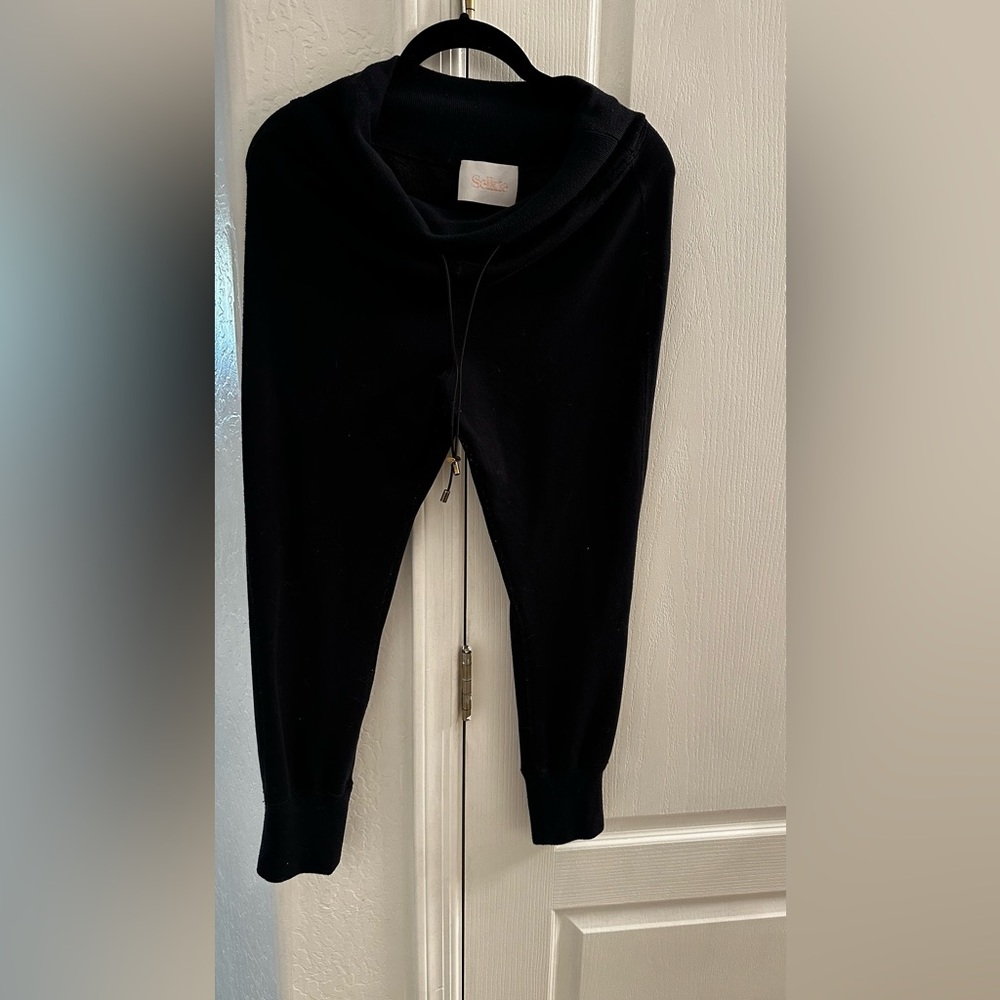 Selkie pillow leggings